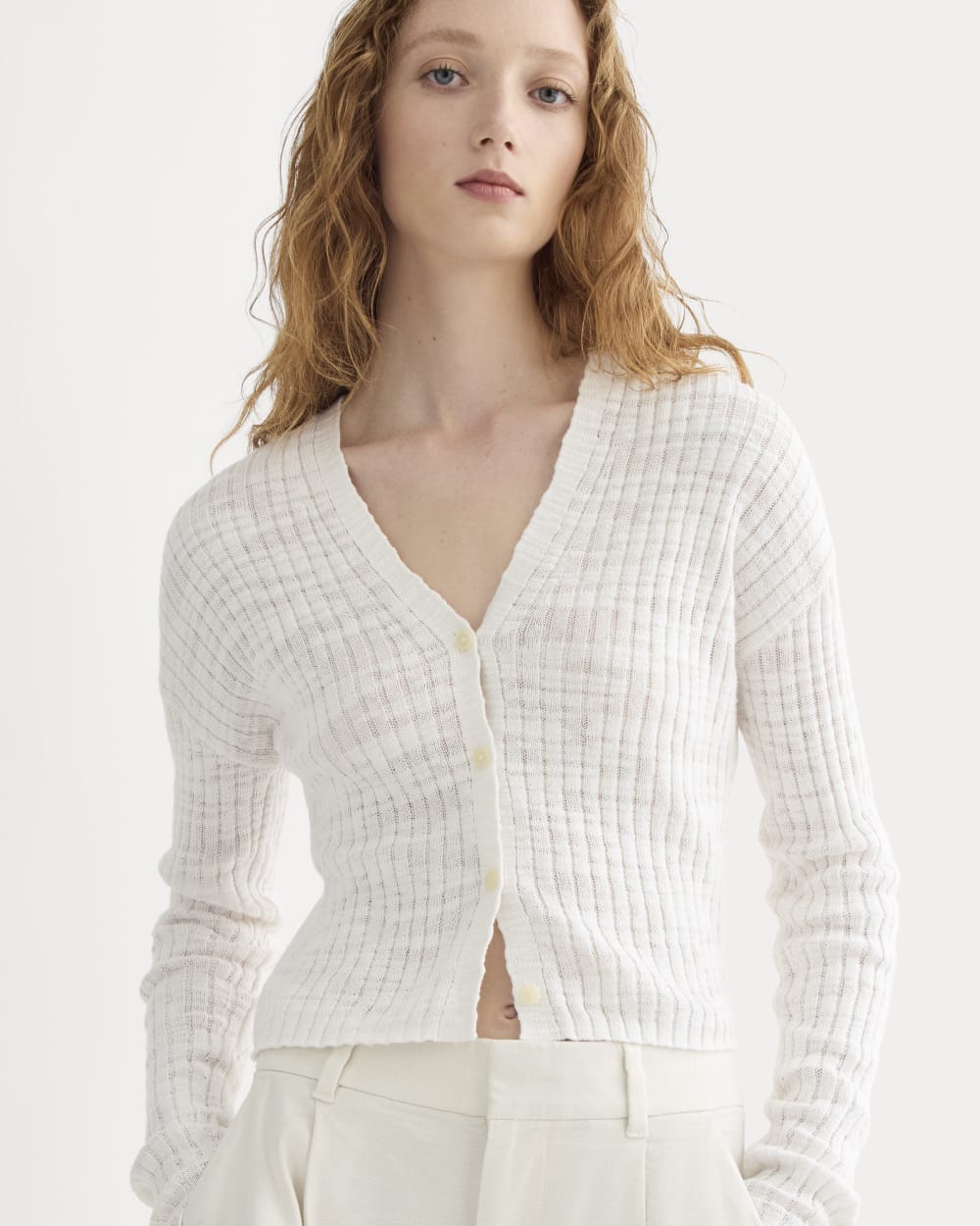 The Ribbed Cardigan in Cotton Linen | White